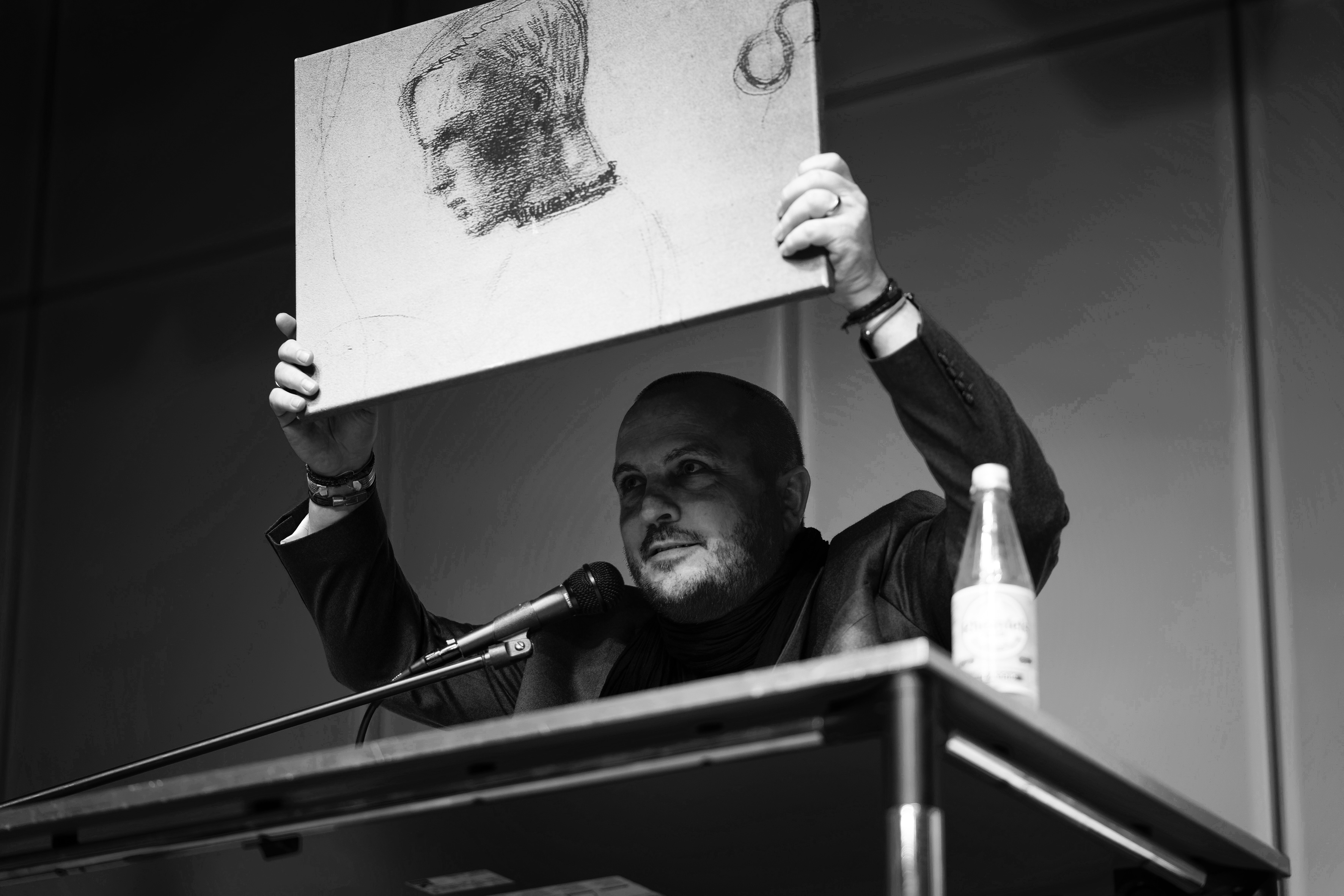 Tim Pröse Tim Pröse bei einer seiner Lesungen